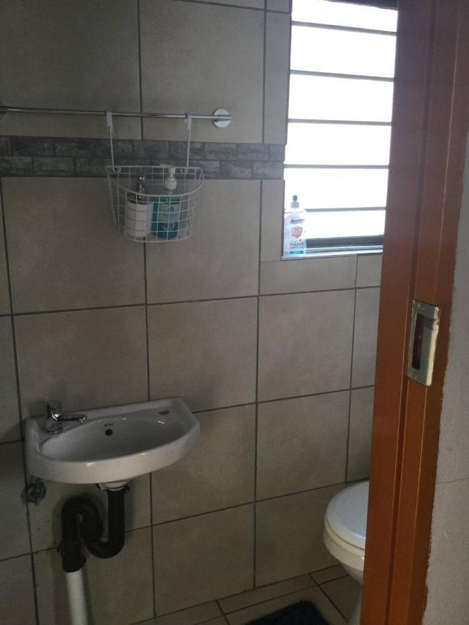 Ruros Guest House 肯普顿帕克 外观 照片