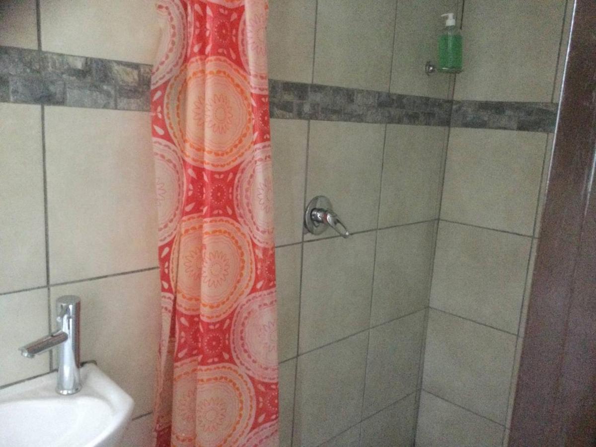 Ruros Guest House 肯普顿帕克 外观 照片